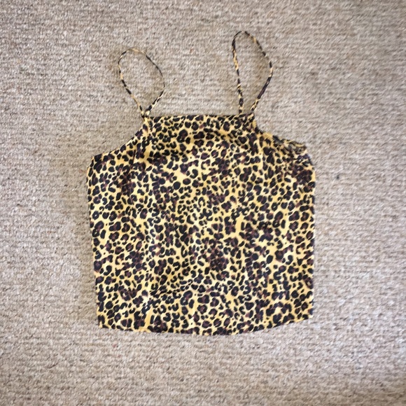 Kendall & Kylie Tops - Kendall & Kylie leopard crop top